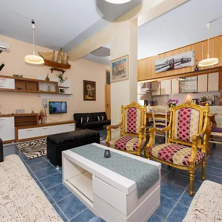 Stil - Two Bedroom With Terrace And Sea View Premium Appartamento Traù