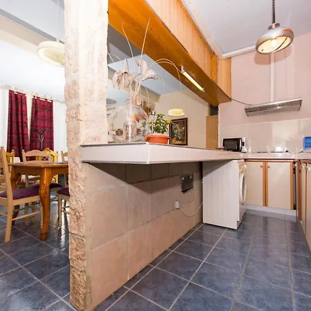 Appartamento Stil - Two Bedroom With Terrace And Sea View Premium Traù