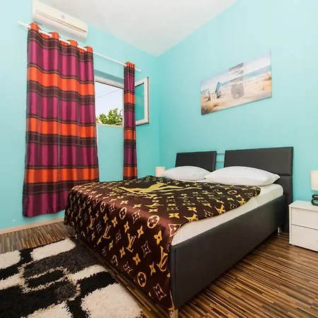 Stil - Two Bedroom With Terrace And Sea View Premium Traù