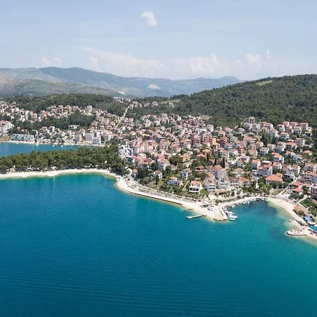 Stil - Two Bedroom With Terrace And Sea View Premium Apartamento Trogir