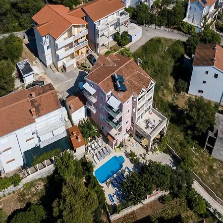 Stil - Two Bedroom With Terrace And Sea View Premium Appartamento *
